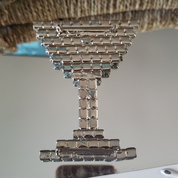 Vintage dorothy bauer martini broach Beautiful ❣ - Picture 2 of 4